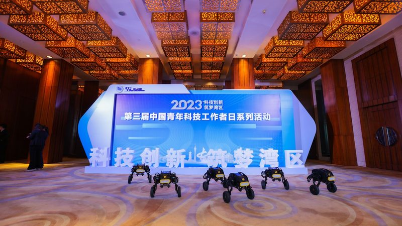 企业数据集成新趋势：ELT工具案例定制开发解析